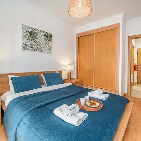 Apartament Bright Flat With Pool & Balcony By Hostwise Portimão