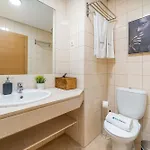 Bright Flat With Pool & Balcony By Hostwise Apartman *